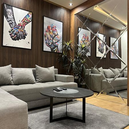 Modern Luxury In Belgrade Waterfront With Views Belgrado Exterior foto