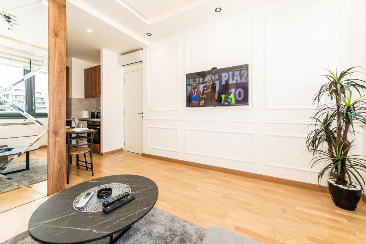 Modern Luxury In Belgrade Waterfront With Views Belgrado Exterior foto